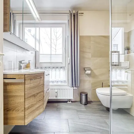 Hafenstrasse 22a 1 *